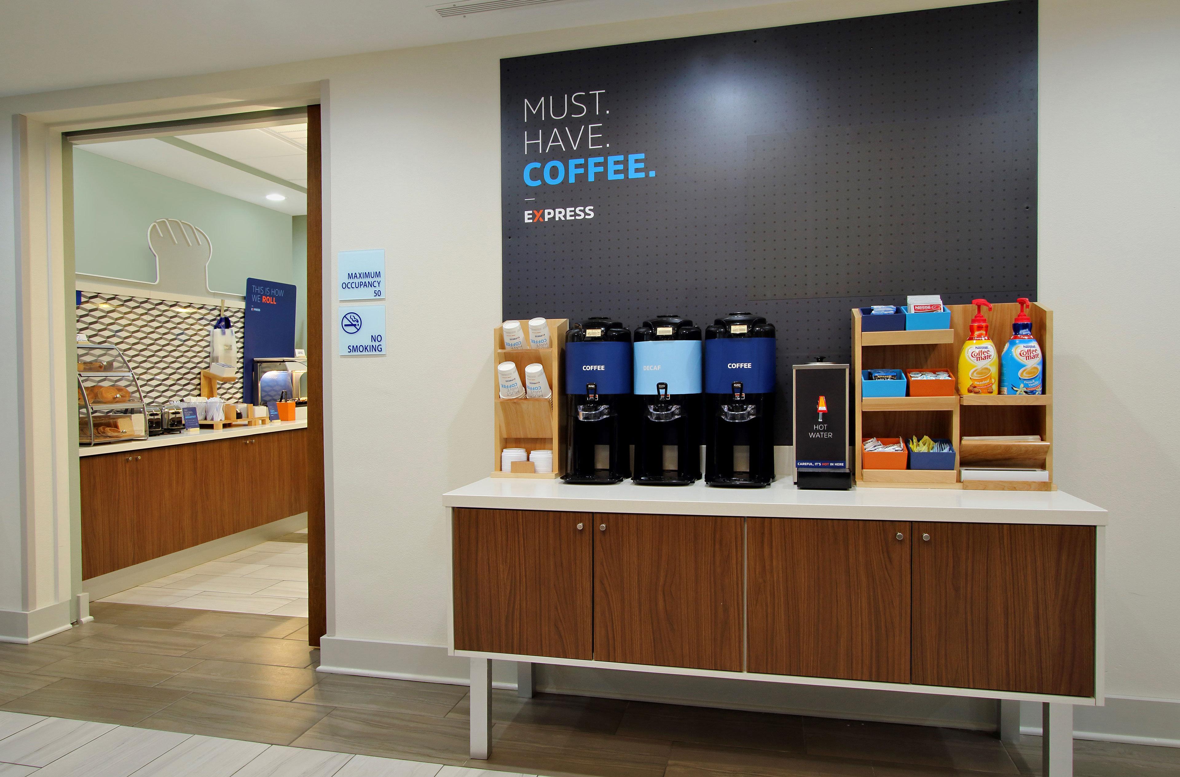 Holiday Inn Express Niles By Ihg Екстериор снимка