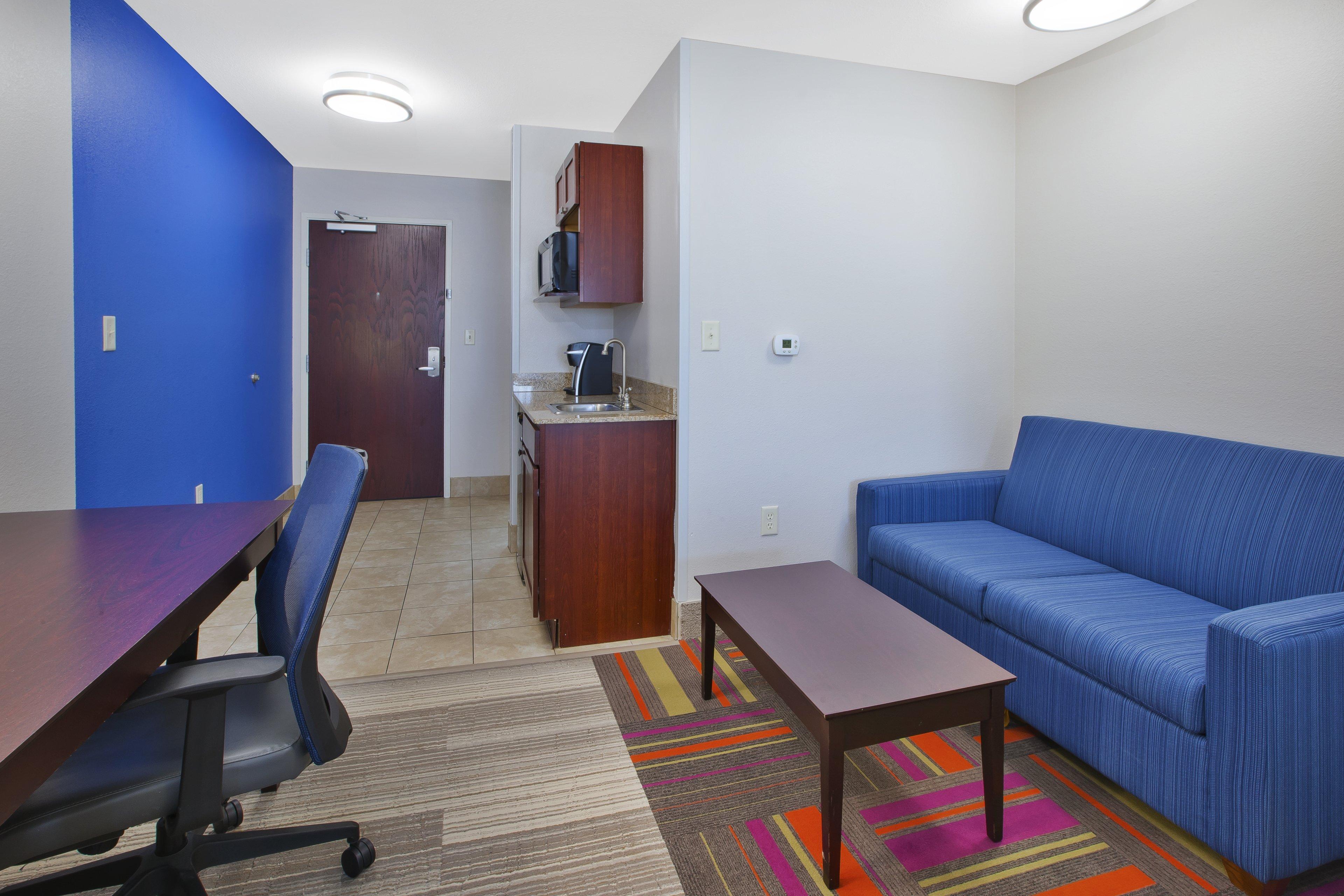 Holiday Inn Express Niles By Ihg Екстериор снимка