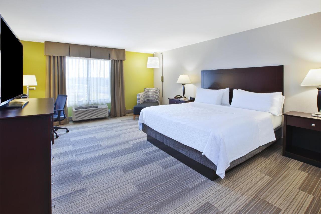 Holiday Inn Express Niles By Ihg Екстериор снимка
